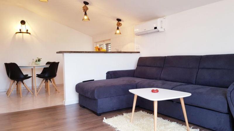 Apartment Mirjana โวดีเซ ภายนอก รูปภาพ