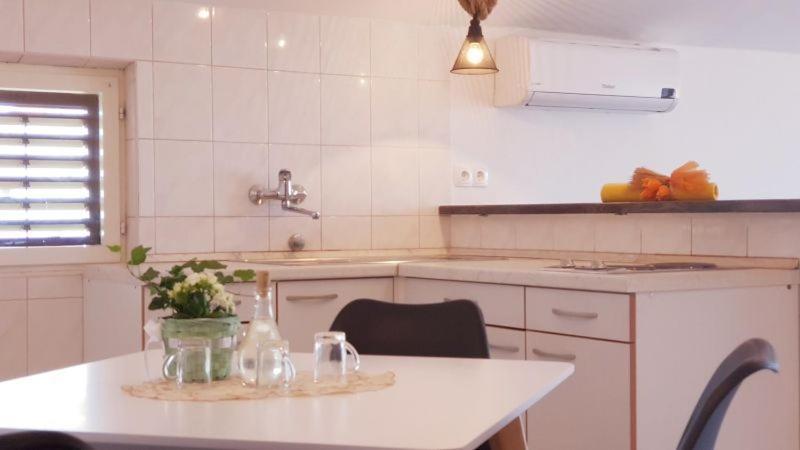 Apartment Mirjana โวดีเซ ภายนอก รูปภาพ